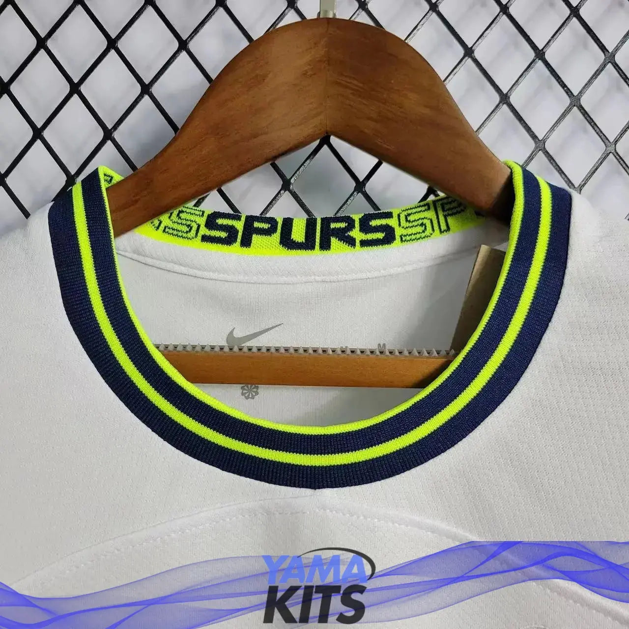 Maillot Femme Tottenham Domicile "Blanc" 2022/2023 - YamaKits