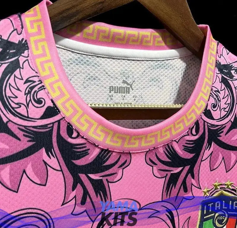 Maillot Italie Versace Édition spéciale « Rose » 2023/2024 - YamaKits
