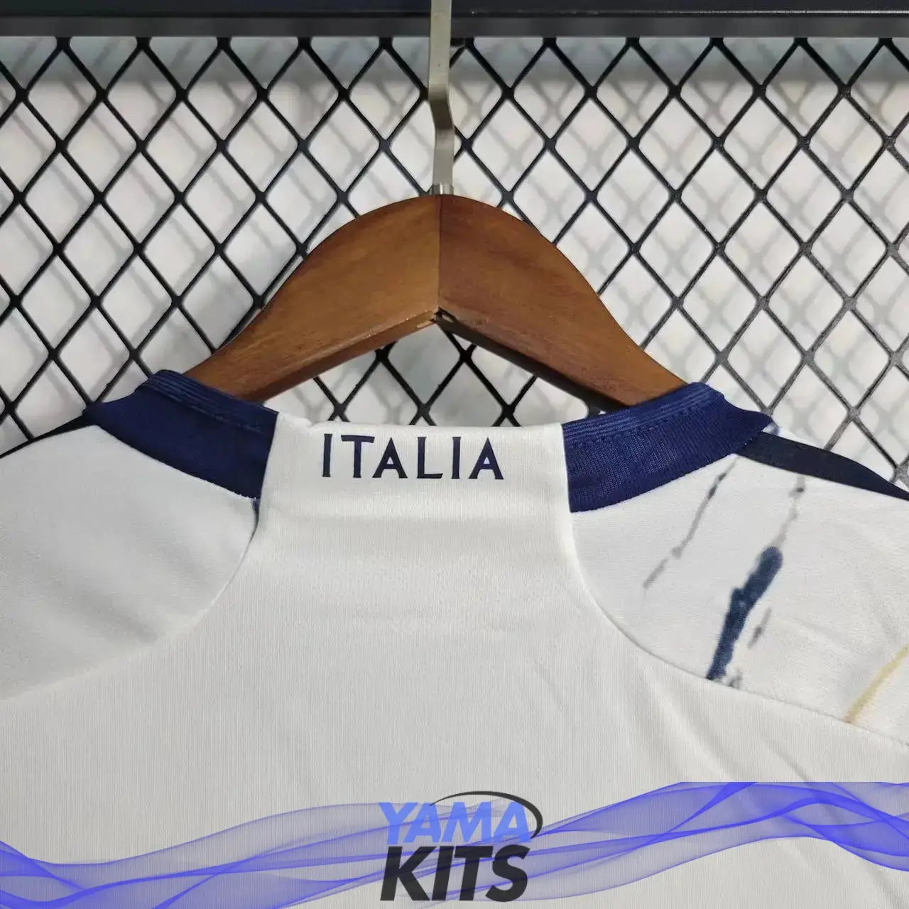 Maillot Femme Italie Extérieur "Blanc" 2023/2024 - YamaKits