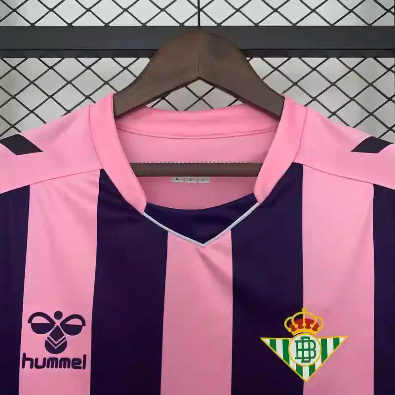 Maillot Real Betis concept "rose" 2025/2026 YamaKits Foot