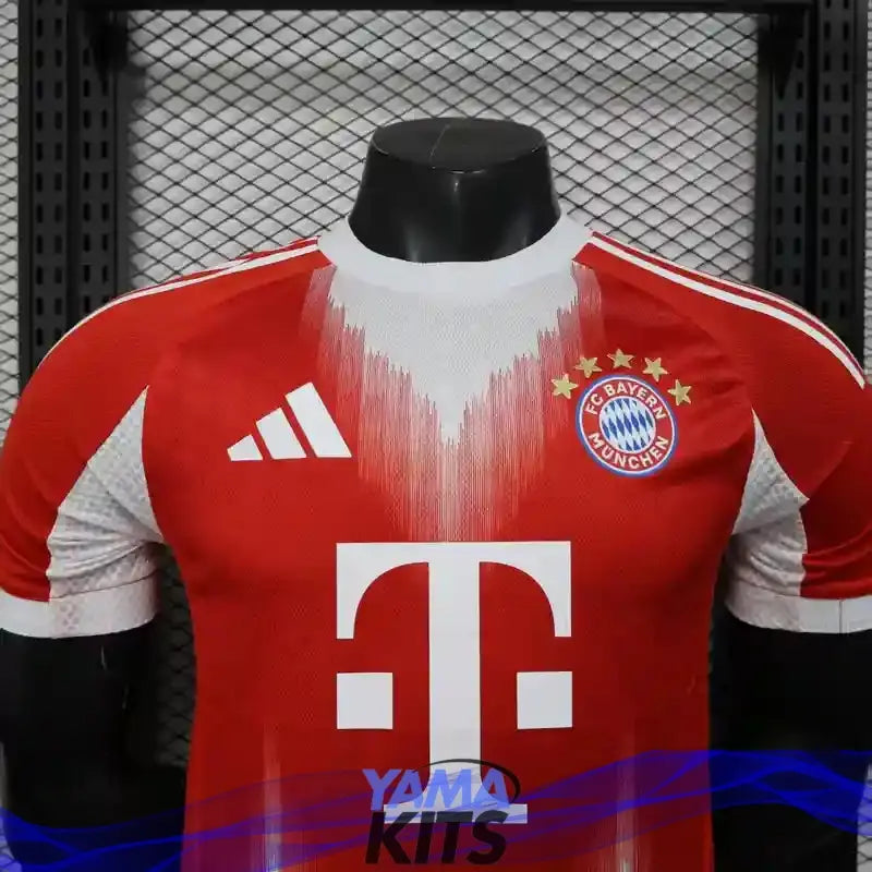 MAILLOT BAYERN MUNICH DOMICILE 2025/2026 Version Player YamaKits Foot