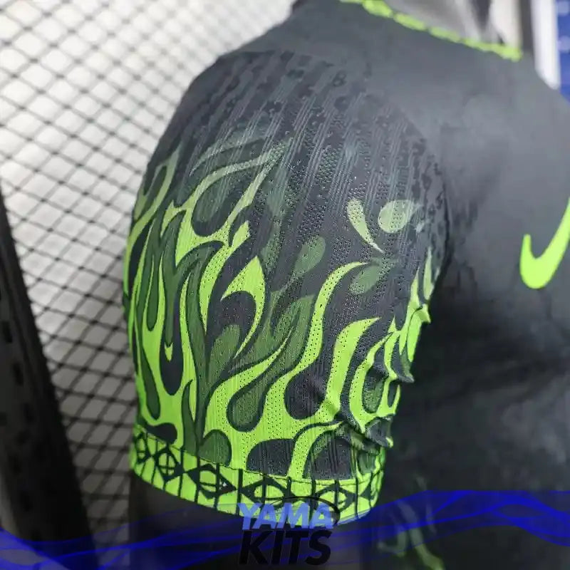 MAILLOT BRESIL CONCEPT "vert, flammes" 2025/2026 Version Player YamaKits Foot