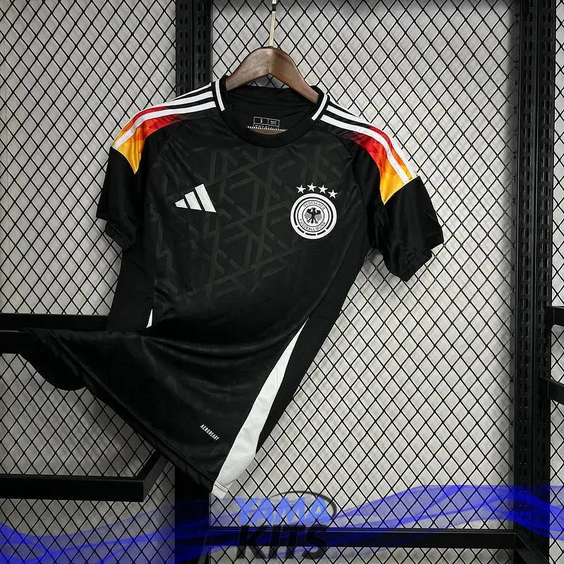 MAILLOT D'ENTRAÎNEMENT D'AVANT-MATCH ALLEMAGNE EURO 2024 YamaKits Foot