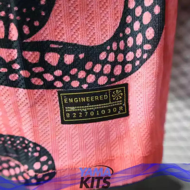 MAILLOT INTER MILAN CONCEPT "Rose" 2025/2026 Version Player YamaKits Foot