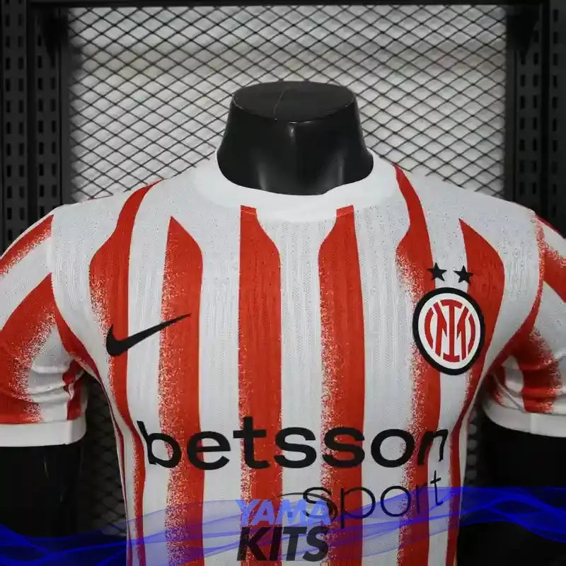MAILLOT INTER MILAN "Blanc, Rouge" 2025/2026 Version Player YamaKits Foot