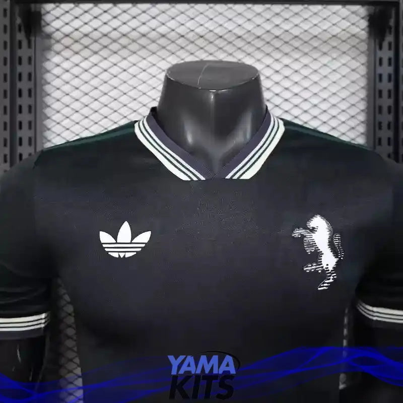 MAILLOT JUVENTUS EXTERIEUR "noir" 2025/2026 YamaKits Foot