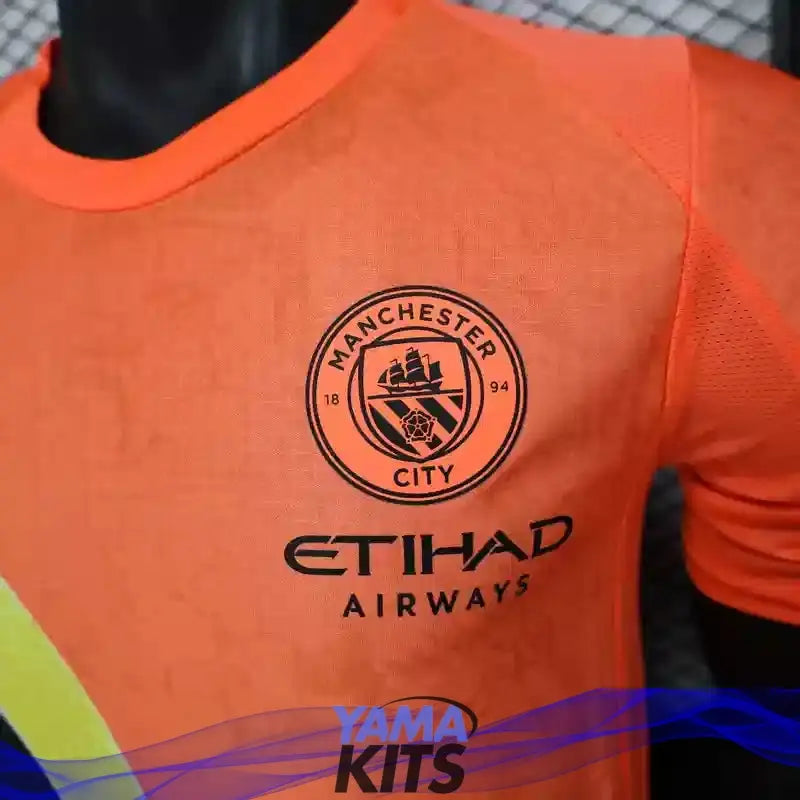 MAILLOT MANCHESTER CITY EXTERIEUR "Orange" 2025/2026 Version Player YamaKits Foot