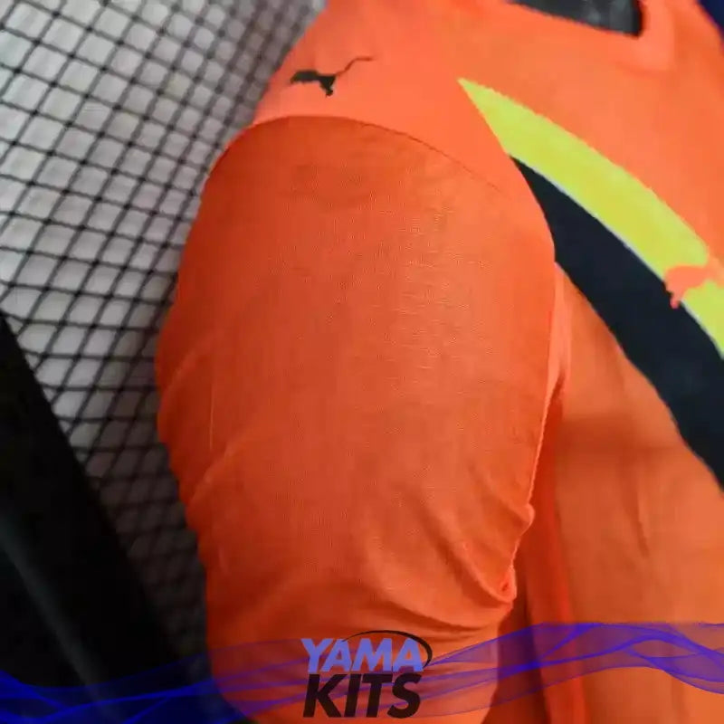 MAILLOT MANCHESTER CITY EXTERIEUR "Orange" 2025/2026 Version Player YamaKits Foot