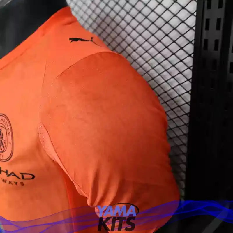 MAILLOT MANCHESTER CITY EXTERIEUR "Orange" 2025/2026 Version Player YamaKits Foot