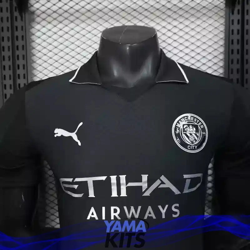 MAILLOT MANCHESTER CITY "noir" 2025/2026 Version Player YamaKits Foot
