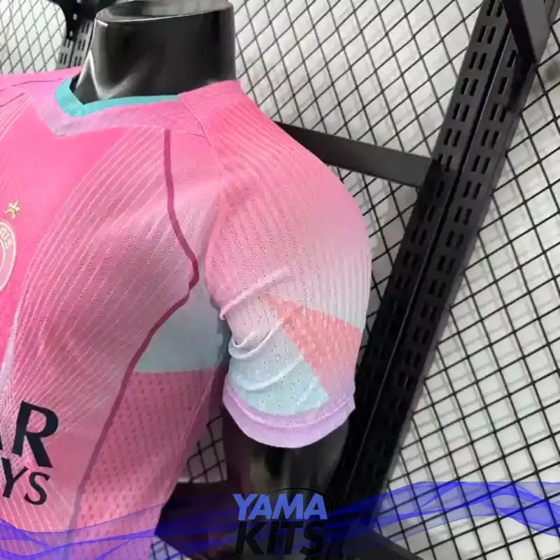 MAILLOT PARIS SG CONCEPT "Rose" 2025/2026 Version Player YamaKits Foot