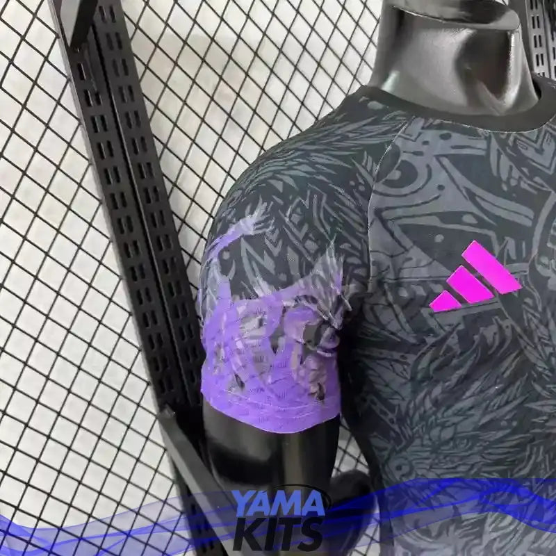 MAILLOT REAL MADRID CONCEPT "Dragons violet" 2025/2026 Version Player YamaKits Foot