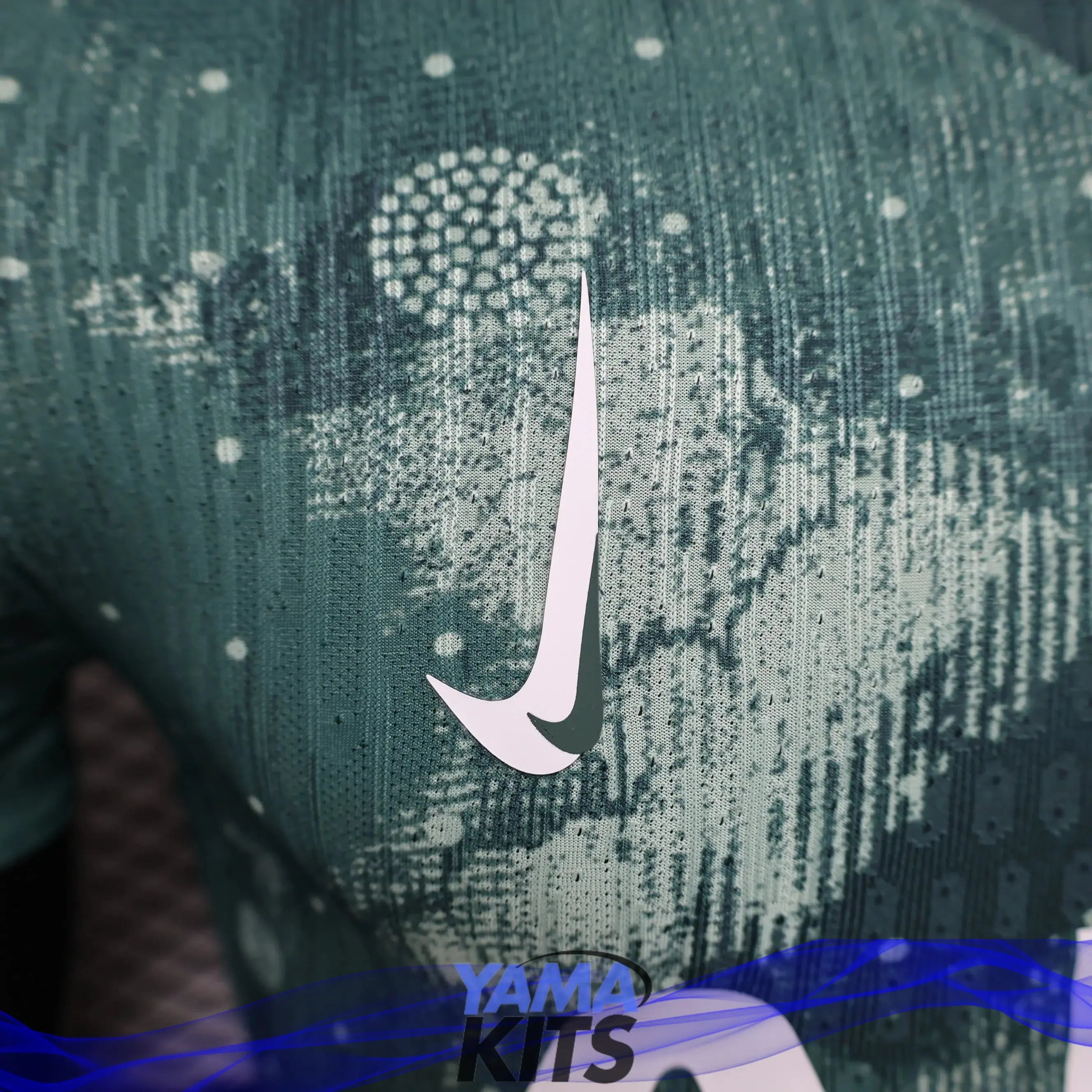 MAILLOT TOTTENHAM HOTSPUR THIRD "Vert" 2024/2025 Version Player YamaKits Foot