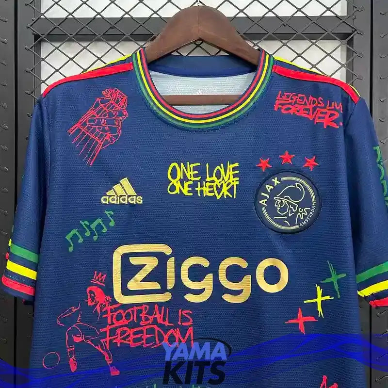 Maillot Ajax concept "Bob Marley, bleu" 2025/2026 YamaKits Foot