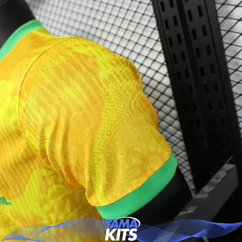 Maillot Brésil Concept jaune "Christ rédempteur" 2025/2025 Version Player YamaKits Foot