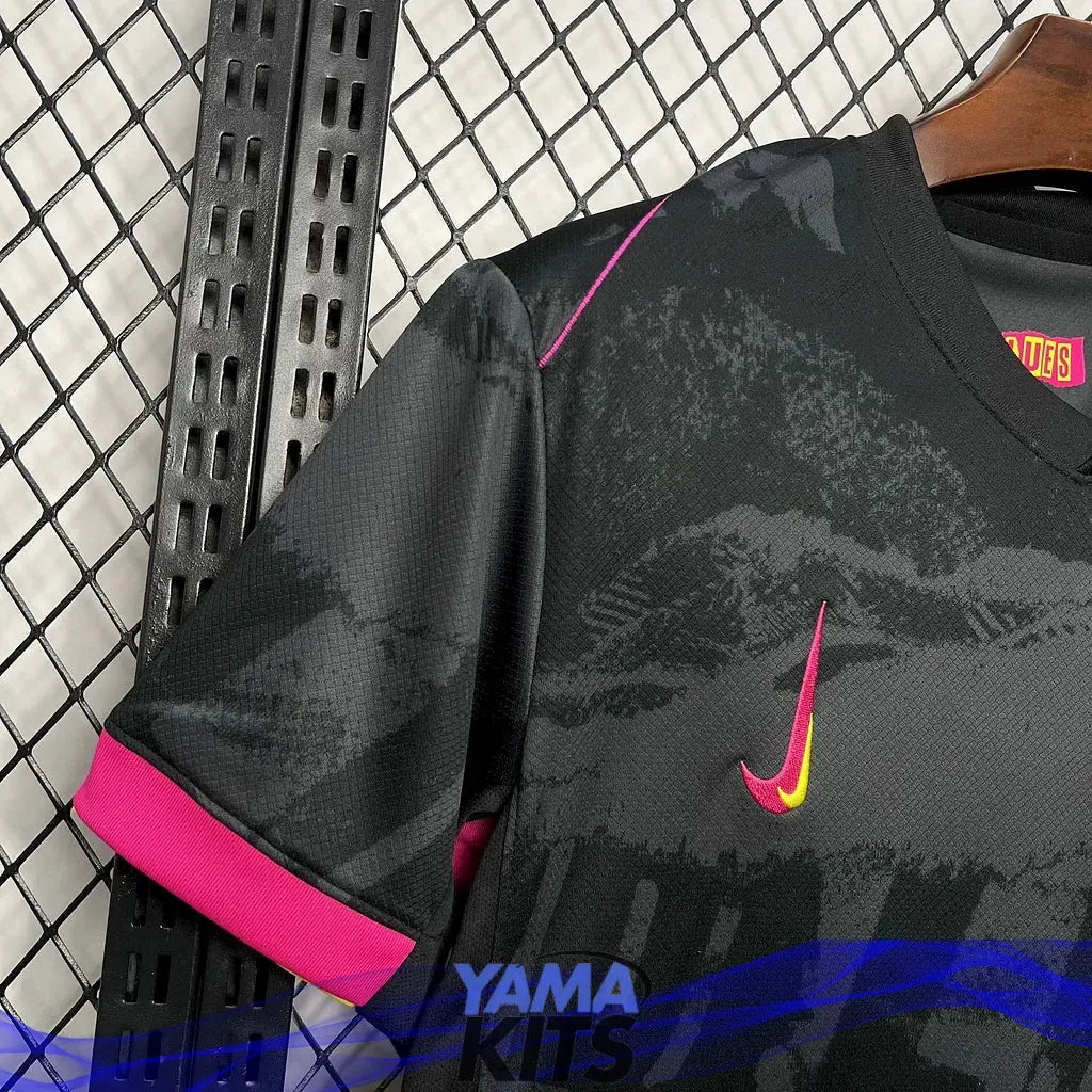 Maillot Chelsea Third "Noir, rose" 2024/2025 YamaKits Foot