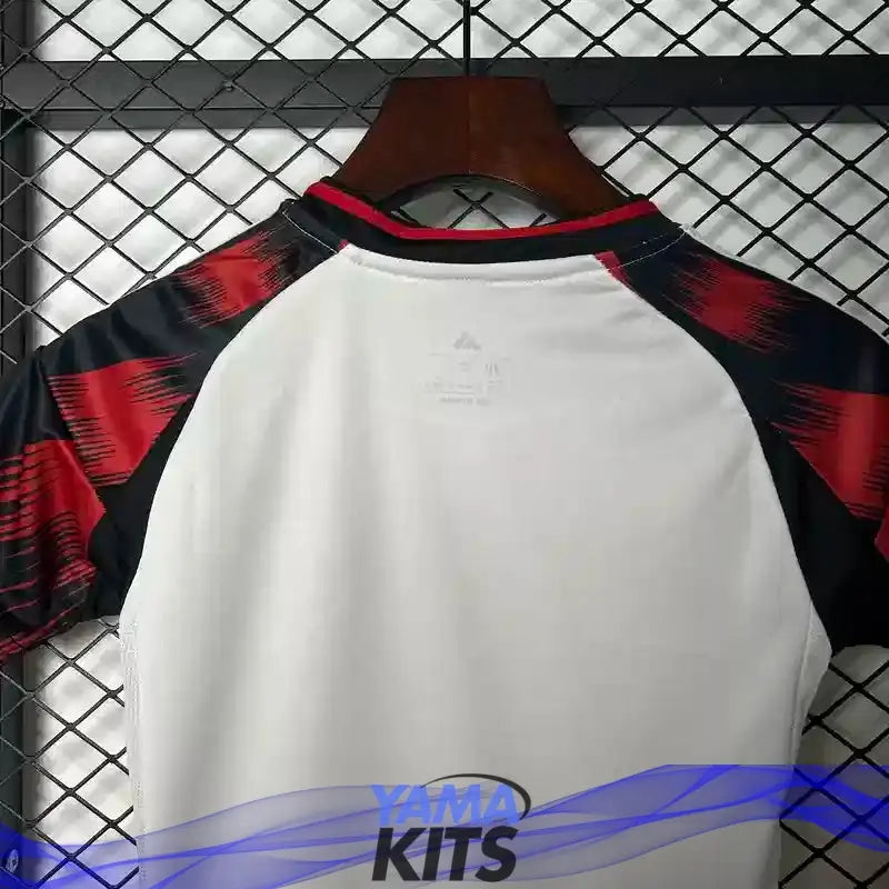 Maillot Flamengo enfant extérieur 2025/2026 YamaKits Foot