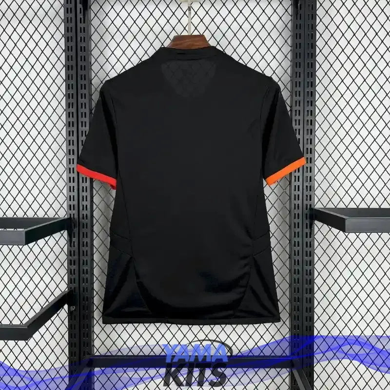 Maillot Galatasarays concept "black" 2025/2026 YamaKits Foot