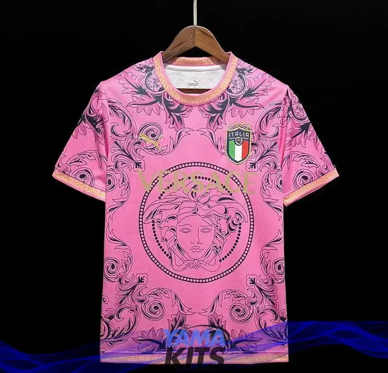 Maillot Italie Versace Édition spéciale « Rose » 2023/2024 YamaKits Foot