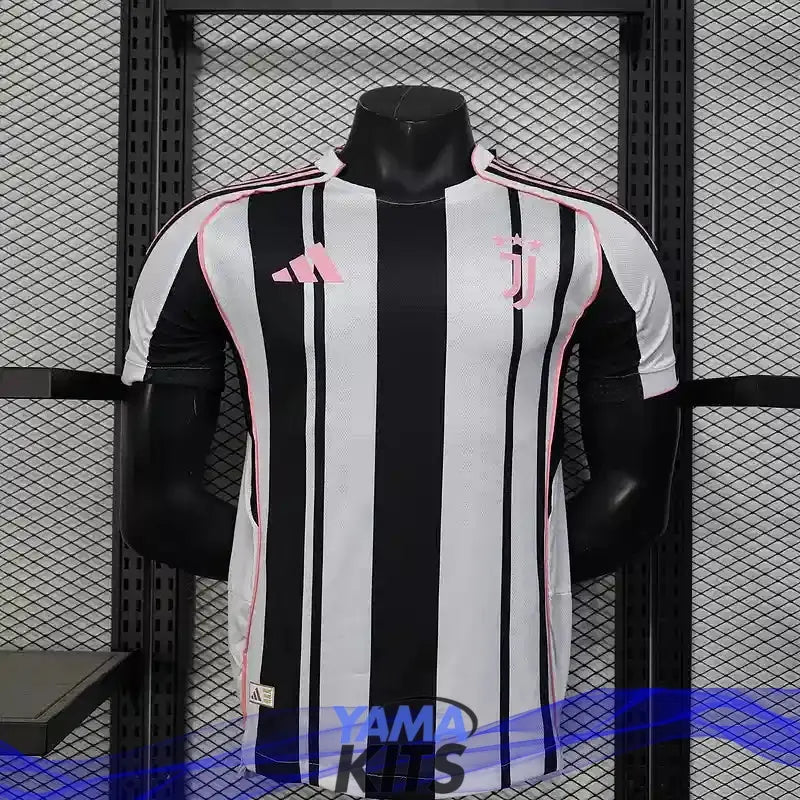 Maillot Juventus domicile "Rose,noir,blanc" 2025/2026 Version Player YamaKits Foot