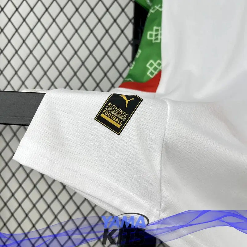 قميص المغرب الاحتياطي "الأبيض" لموسم 2025/2026