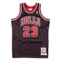Maillot NBA Michael Jordan Chicago Bulls Noir 1996-97 Mitchell & Ness - Édition Alternate