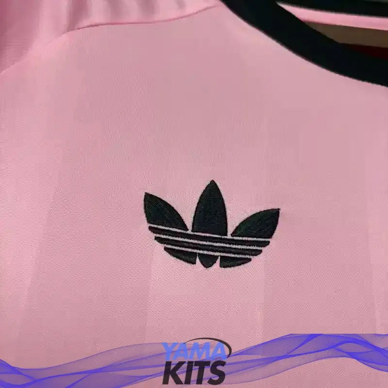 Maillot Newcastle United "Rose" 2025/2026 YamaKits Foot