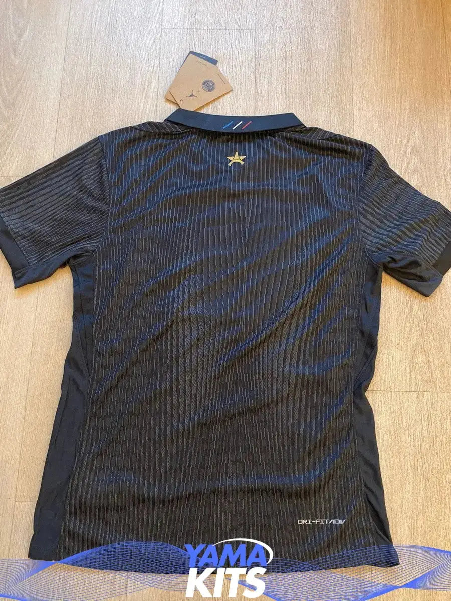 Maillot Paris SG Fourth Jordan noir « avec étoile » 2025/2026 Yamakits