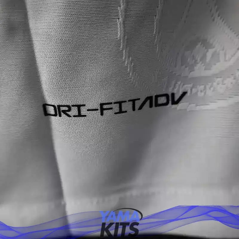 Maillot Paris SG Version "Player, blanc" 2025/2026 YamaKits