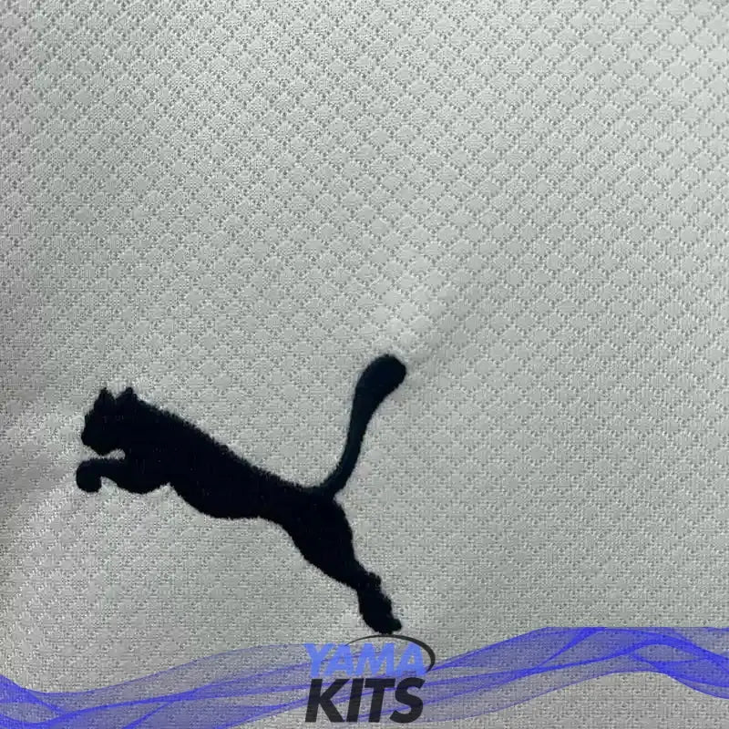 Maillot Portugal enfant entrainement "blanc" 2025/2026 YamaKits Foot