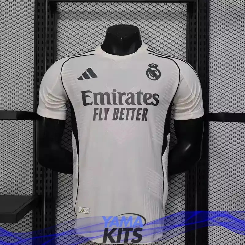 Maillot Real Madrid concept "Blanc" 2025/2026 Version Player YamaKits Foot
