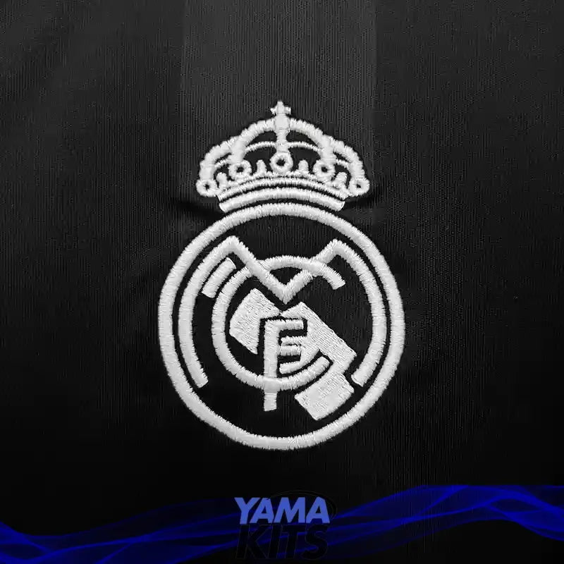 Maillot Real Madrid concept "Noir" 3-Bandes 2025/2026 YamaKits Foot