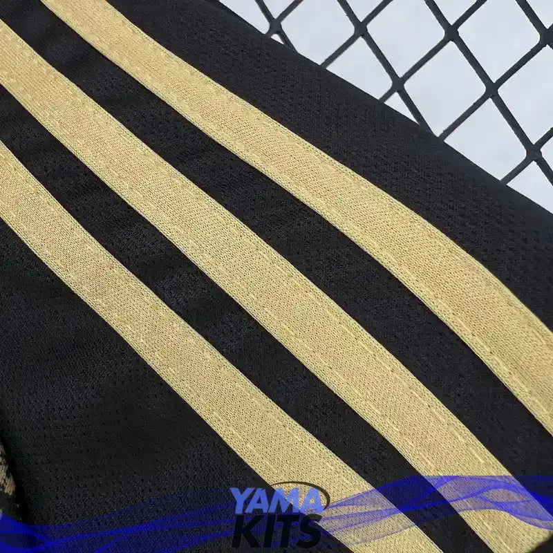 Maillot Real Madrid concept "Or, noir" 2024/2025 Yamakits