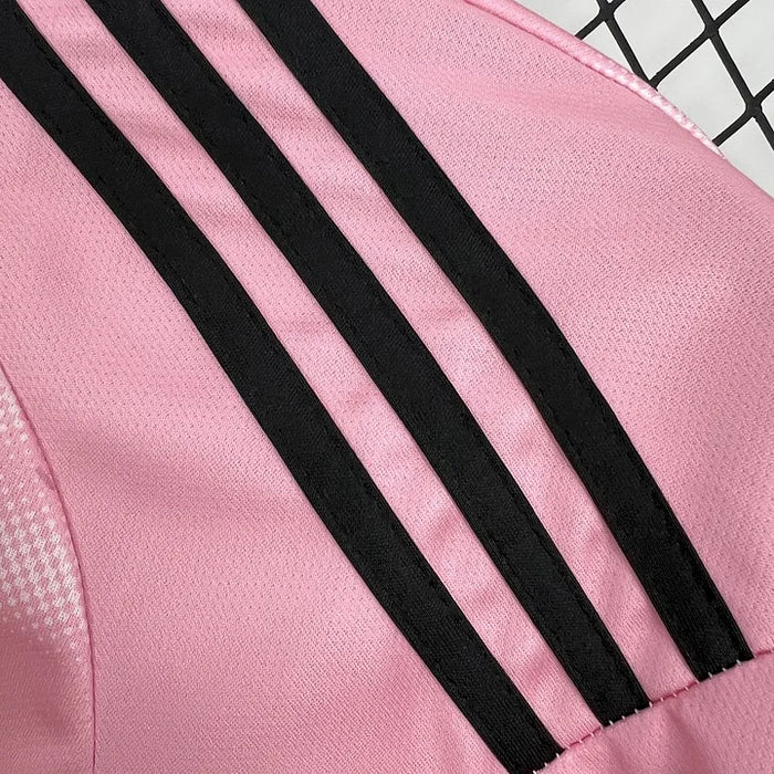 Maillot Real Madrid concept "Rose" 2024/2025 YamaKits Foot