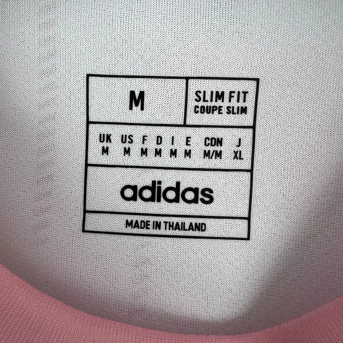 Maillot Real Madrid concept "Rose" 2024/2025 YamaKits Foot