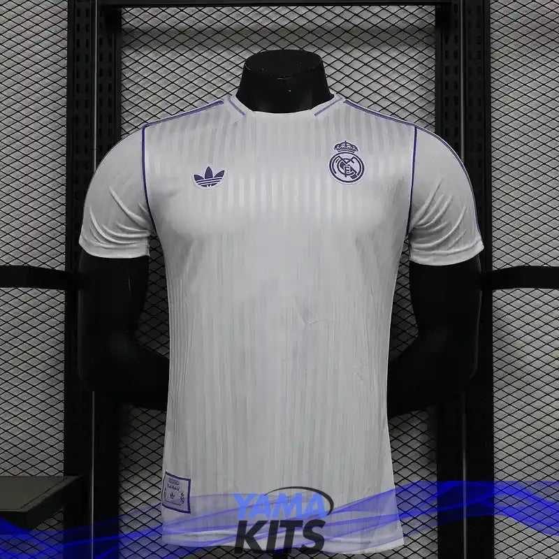 Maillot Real Madrid concept "blanc" 2025/2026 Version Player YamaKits Foot