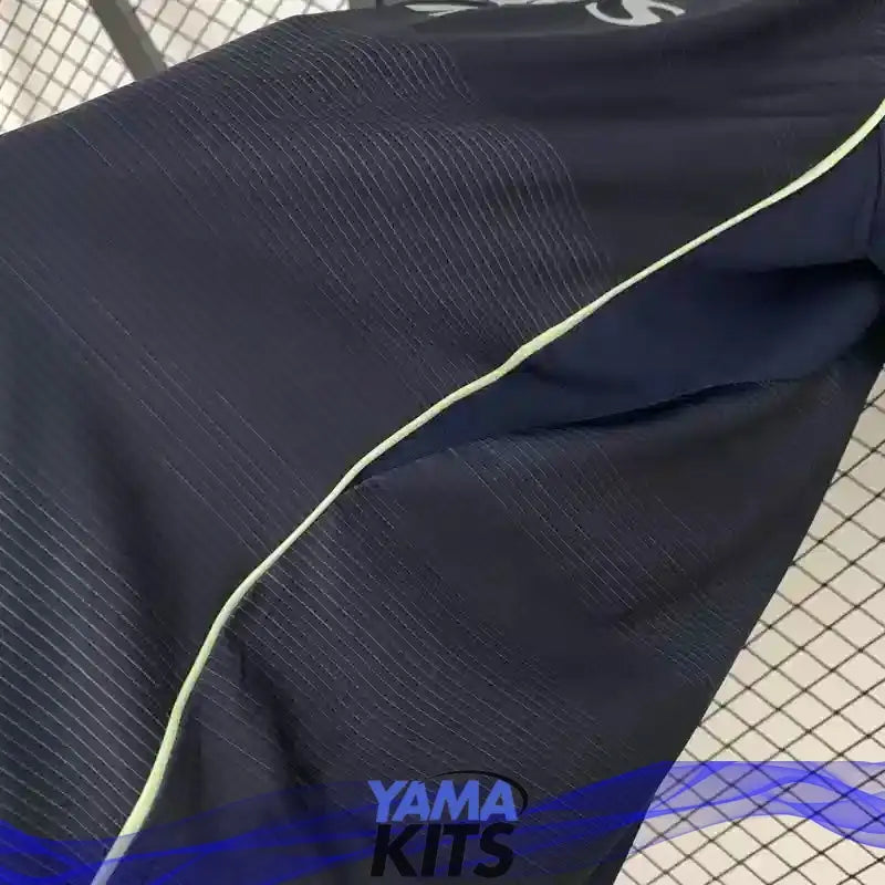 Maillot Real Madrid extérieur 2025/2026 YamaKits Foot