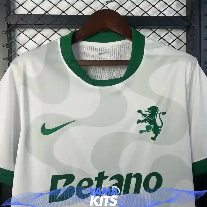 Maillot Sporting extérieur Sporting Lisbonne 2025/2026 YamaKits Foot