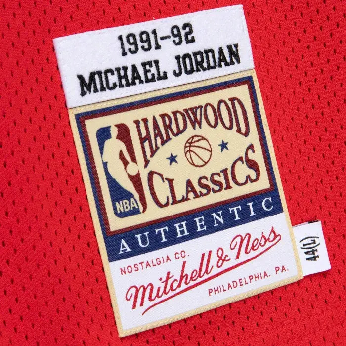 Maillot NBA Michael Jordan Chicago Bulls Rouge 1991-92 Mitchell & Ness - YamaKits