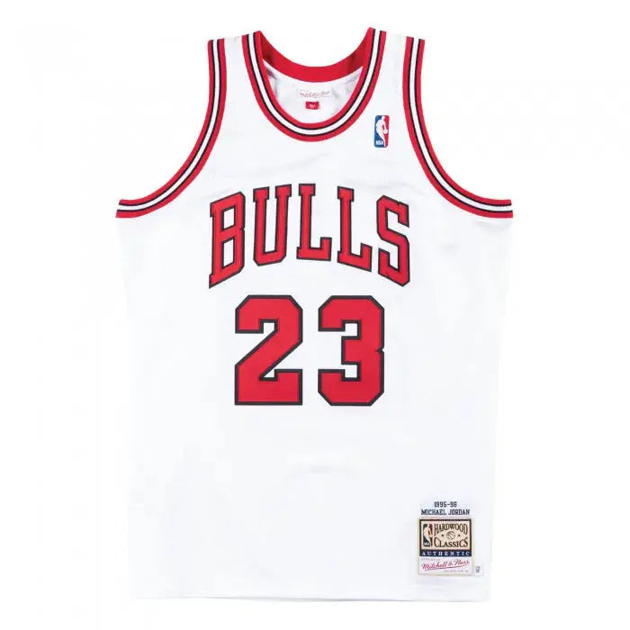 Maillot NBA Michael Jordan Chicago Bulls Blanc 1995-96 Mitchell & Ness - YamaKits