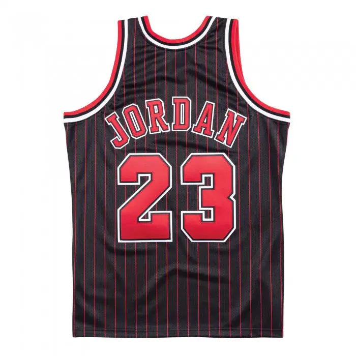 Maillot NBA Michael Jordan Chicago Bulls Noir 1996-97 Mitchell & Ness - Édition Alternate - YamaKits