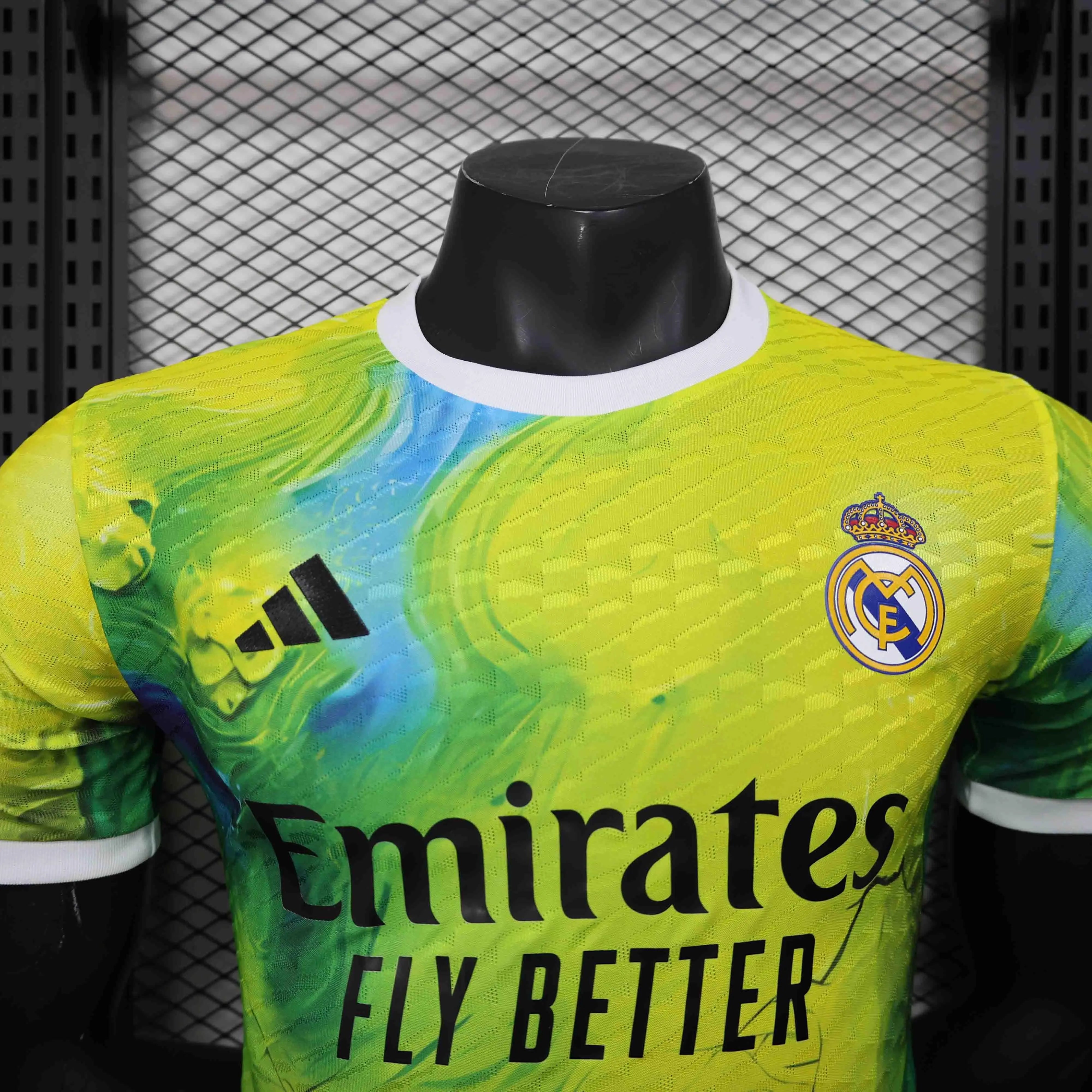Maillot Real Madrid concept 2025-26 Maison To Sport