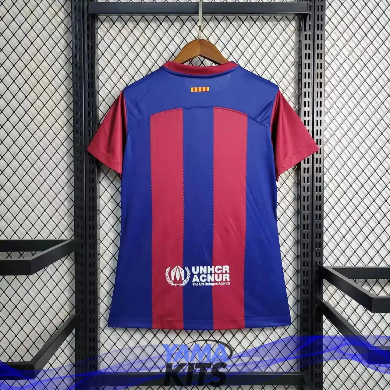 Maillot Femme Barcelone Domicile 2023/2024 - YamaKits