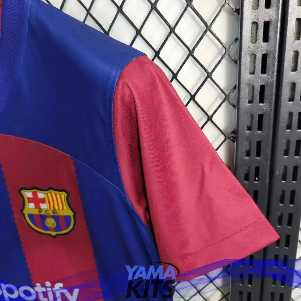 Maillot Femme Barcelone Domicile 2023/2024 - YamaKits