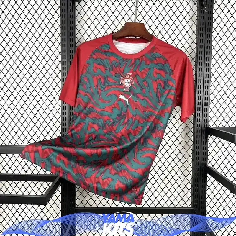 Maillot Portugal pré-match "rouge" 2026/2027 .