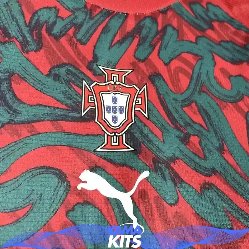 Maillot Portugal pré-match "rouge" 2026/2027 .