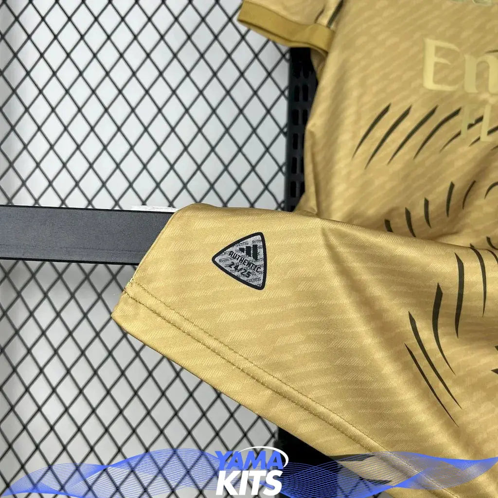 Maillot Real Madrid 2025-26 entrainement Maison To Sport