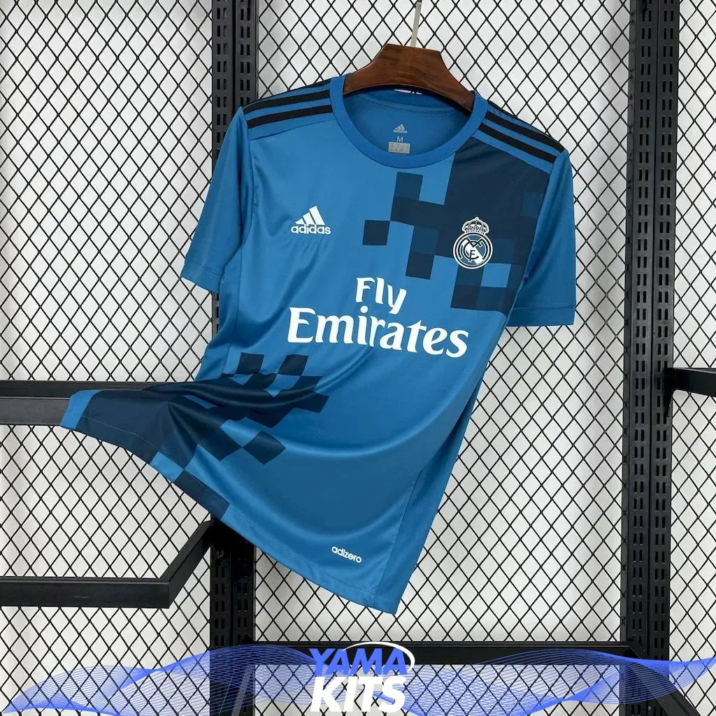 Real Madrid maillot foot 2017 2018 retro Maison To Sport