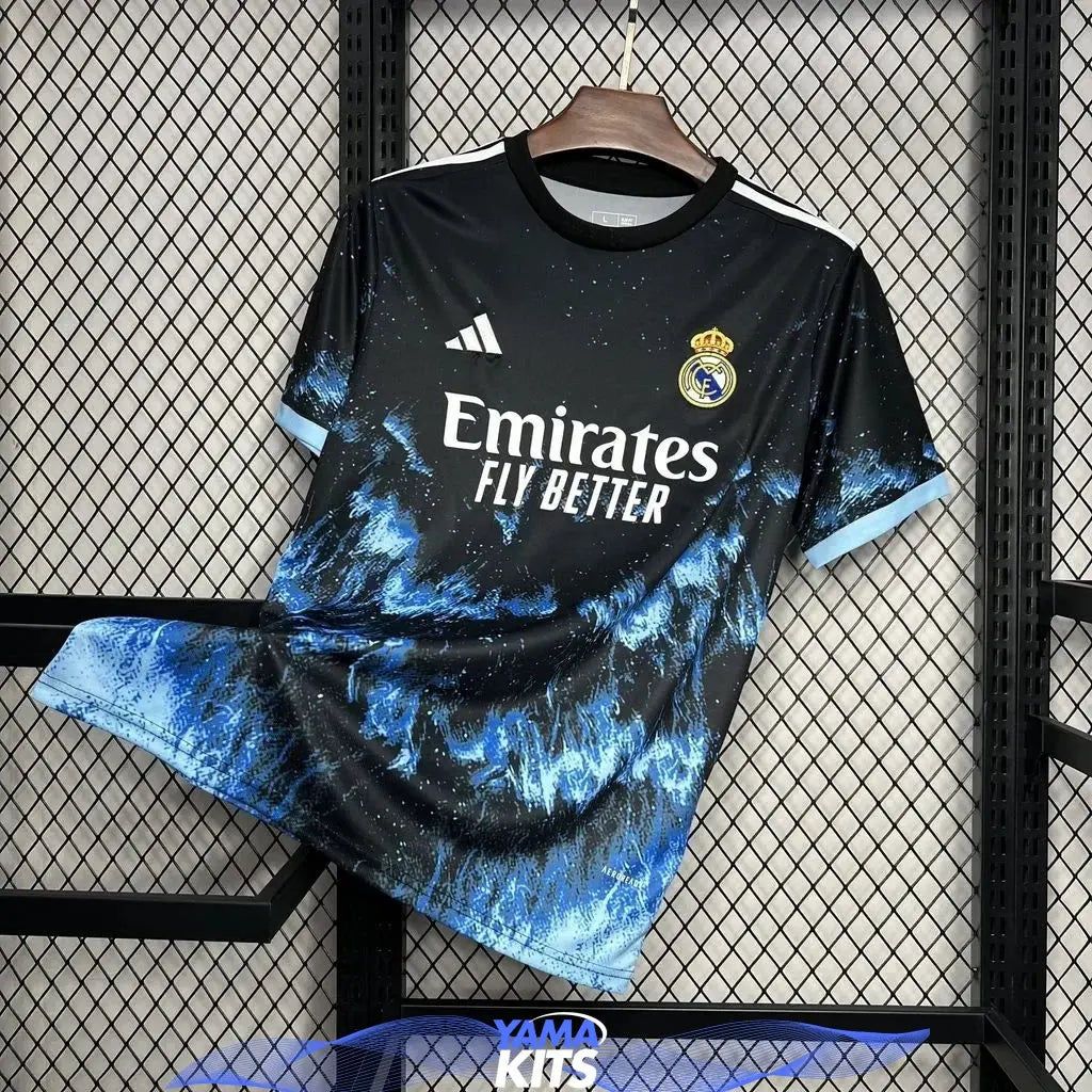 Real Madrid maillot foot concept 2024 2025 Maison To Sport