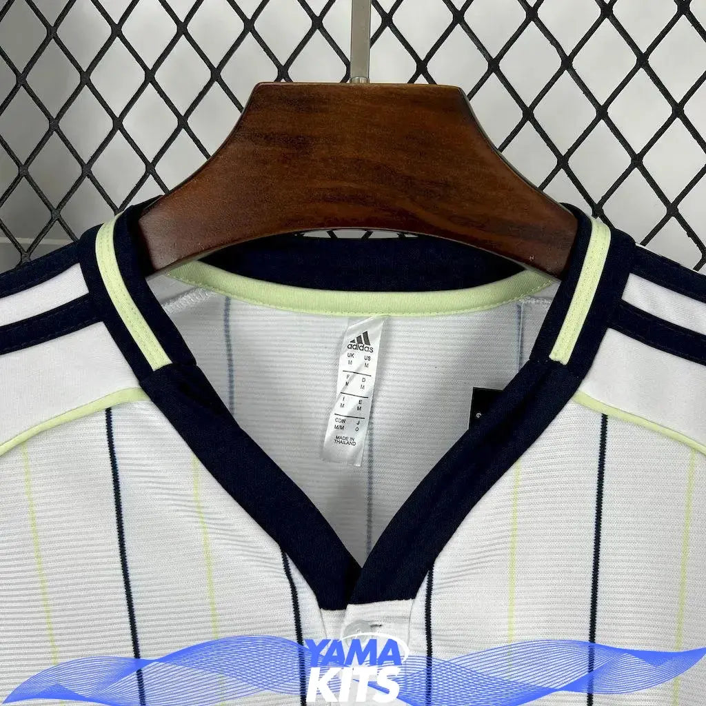 Maillot Real Madrid concept 2025-26 Maison To Sport